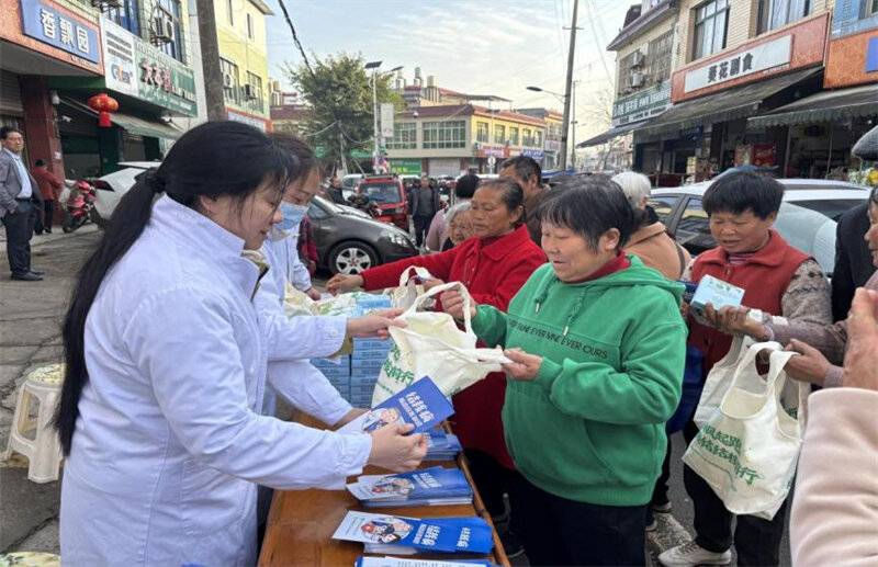 全面行動(dòng) 全力投入 全民參與 終結(jié)結(jié)核——彭山區(qū)開展2026年世界防治結(jié)核病日宣傳活動(dòng)